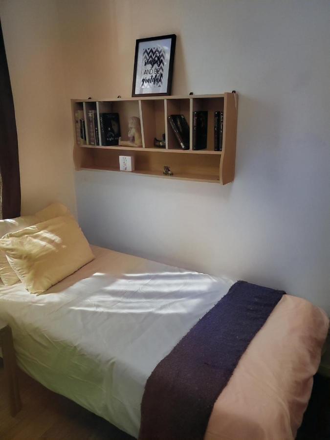 Booking-Eddy- Single Room With Self Check-In Hull Экстерьер фото